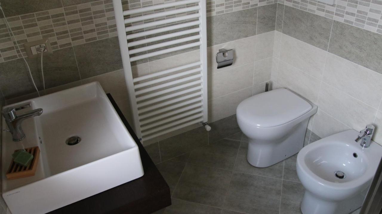 Al Ginepro Bed & Breakfast Montecchio  ภายนอก รูปภาพ